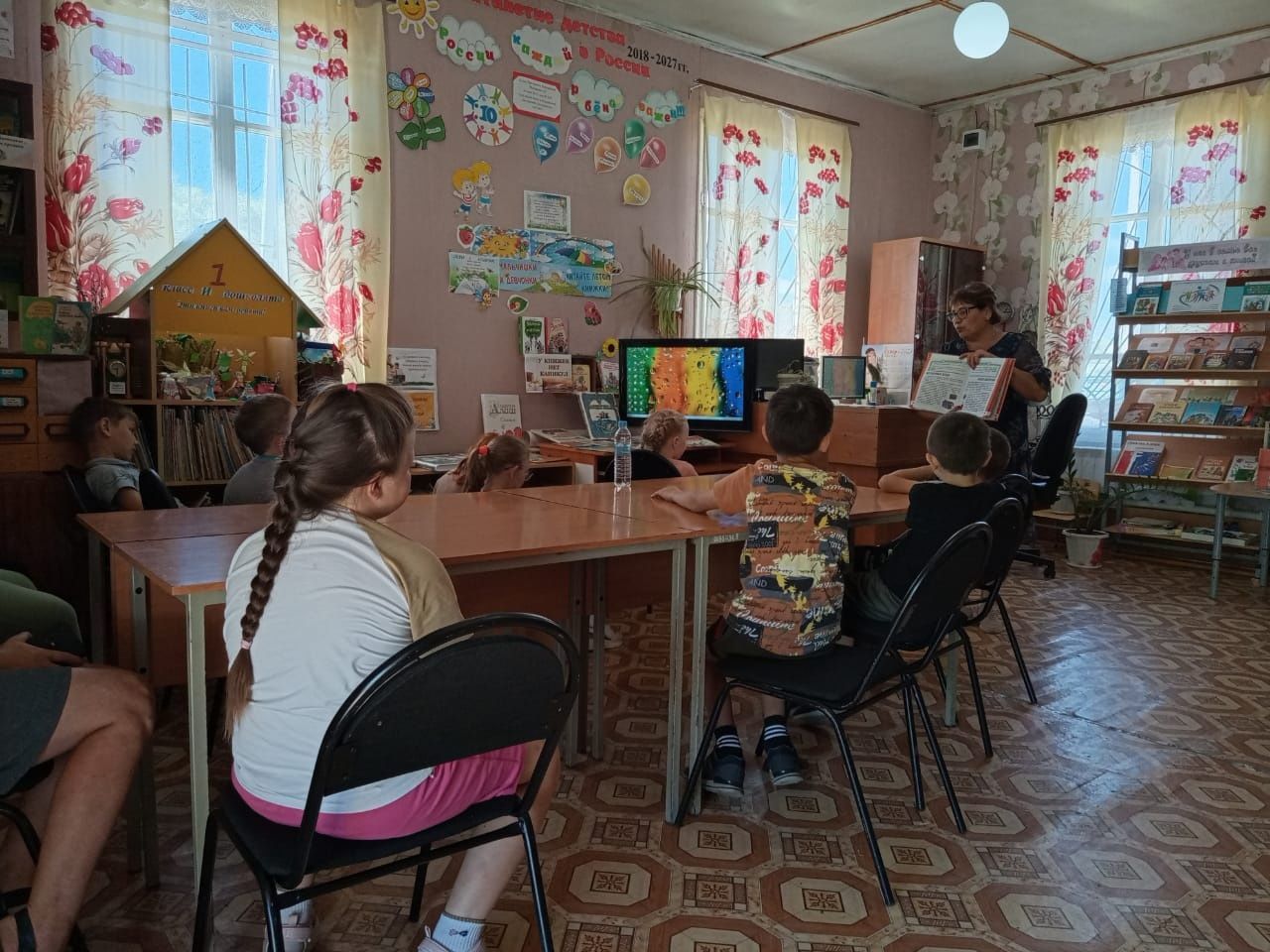 «Сенчел» сәламәтләндерү лагеренда ял итүчеләр үзләрен грамоталы җәяүлеләр итеп күрсәттеләр