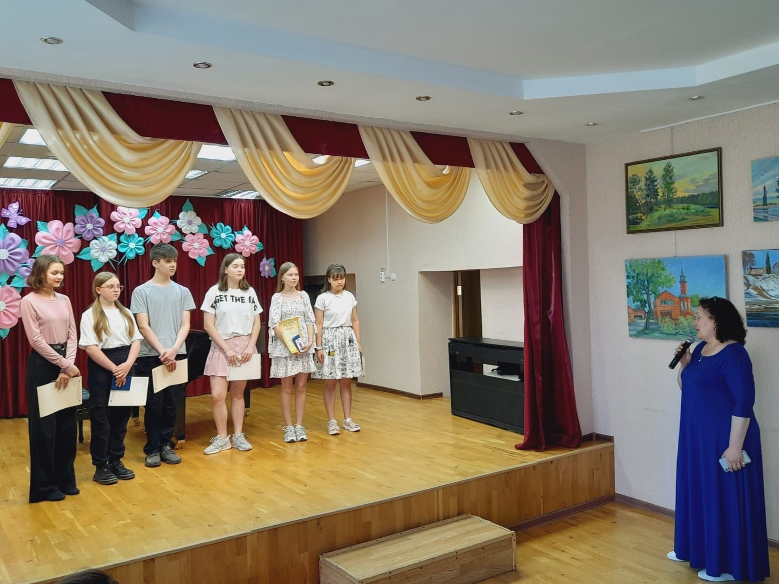 Аксубай сәнгать мәктәбендә чыгарылыш кичәсе узды