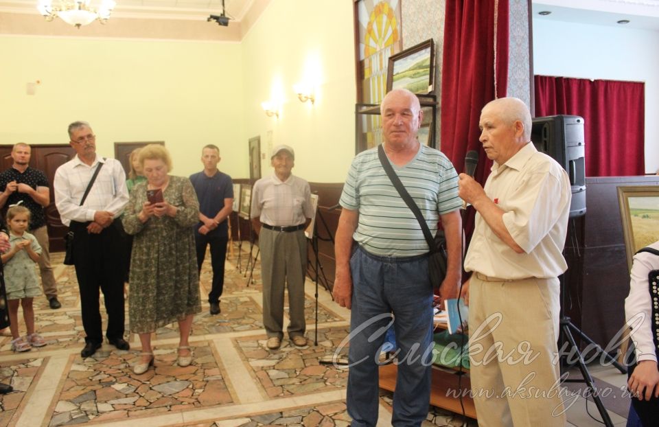 Рәссам Виктор Артемьевның картиналары күргәзмәгә килүчеләрнең йөрәкләрен яулады