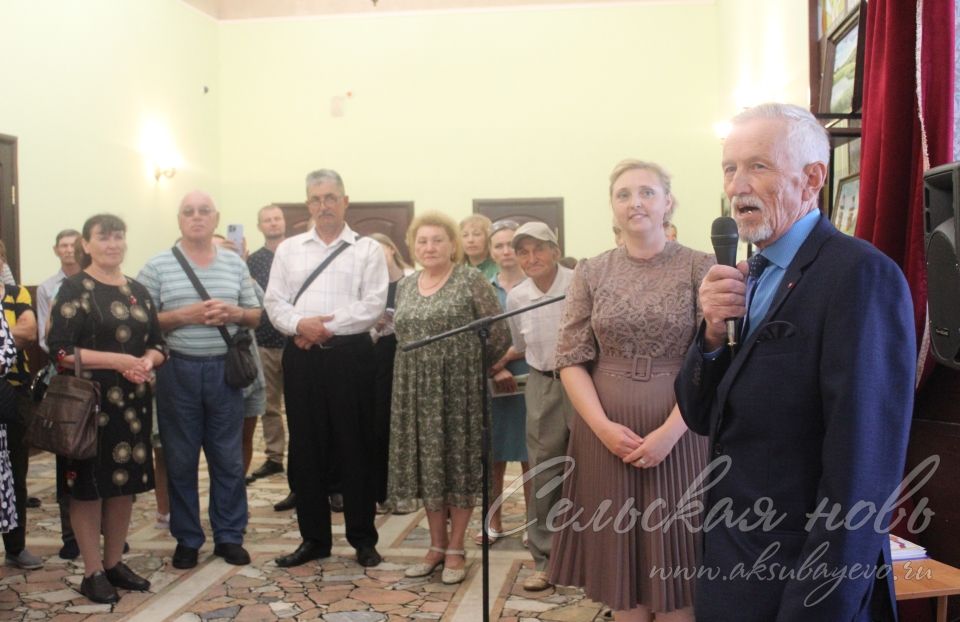 Рәссам Виктор Артемьевның картиналары күргәзмәгә килүчеләрнең йөрәкләрен яулады
