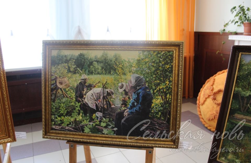 Рәссам Виктор Артемьевның картиналары күргәзмәгә килүчеләрнең йөрәкләрен яулады