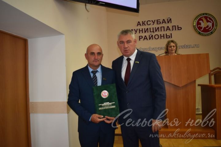 Хезмәтләрен хөрмәтләп