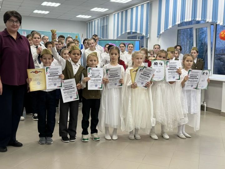 Аксубай районы мәктәбенең икенче сыйныф укучылары «Бозда һәм сулыкта уяу булам» бәйгесендә гран-при яуладылар