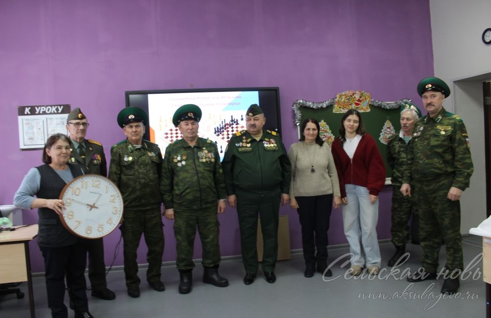 Аксубайның башлангыч сыйныф укучылары фронтовик истәлегенә шахмат ярышларында көч сынаштылар