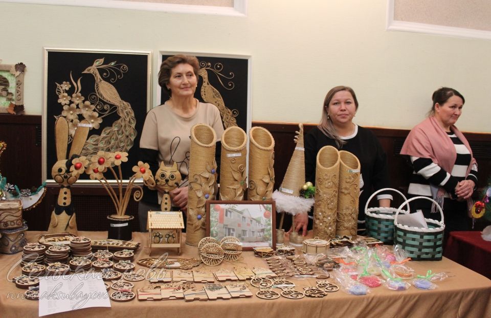 Кичә Ватан геройлары көненә багышланды
