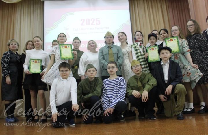 Рус телендә мәктәп студияләренең театр сәнгате һәм шигырь укучылар бәйгесе узды