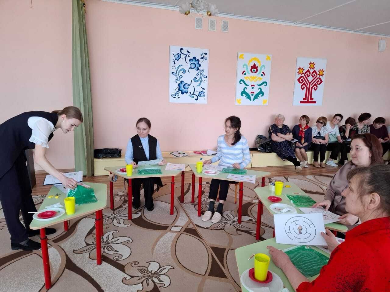 Аксубай районында балалар бакчалары тәрбиячеләренең квалификацияләрен күтәрү курслары узды