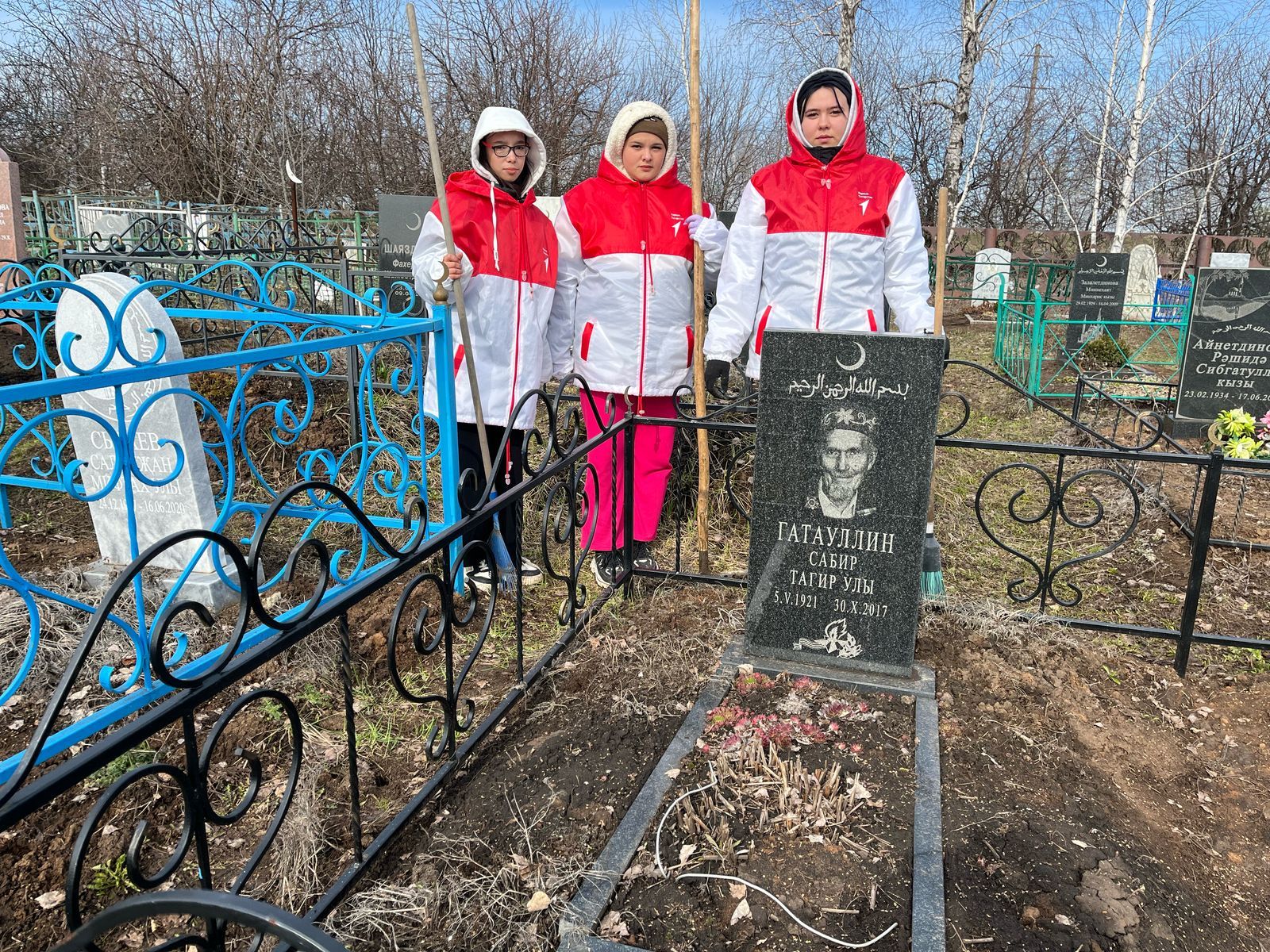 Яшьләр Бөек Ватан сугышы һәм махсус хәрби операция геройларын искә алды