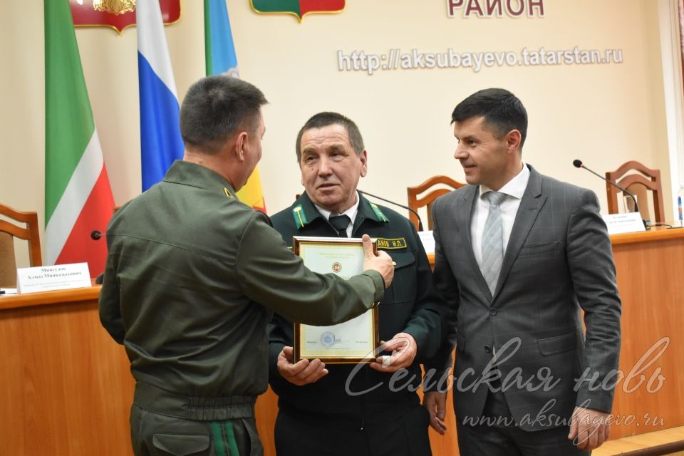 Равил Кузюров Аксубай районы урман хезмәткәрләре белән йомгаклау киңәшмәсе үткәрде