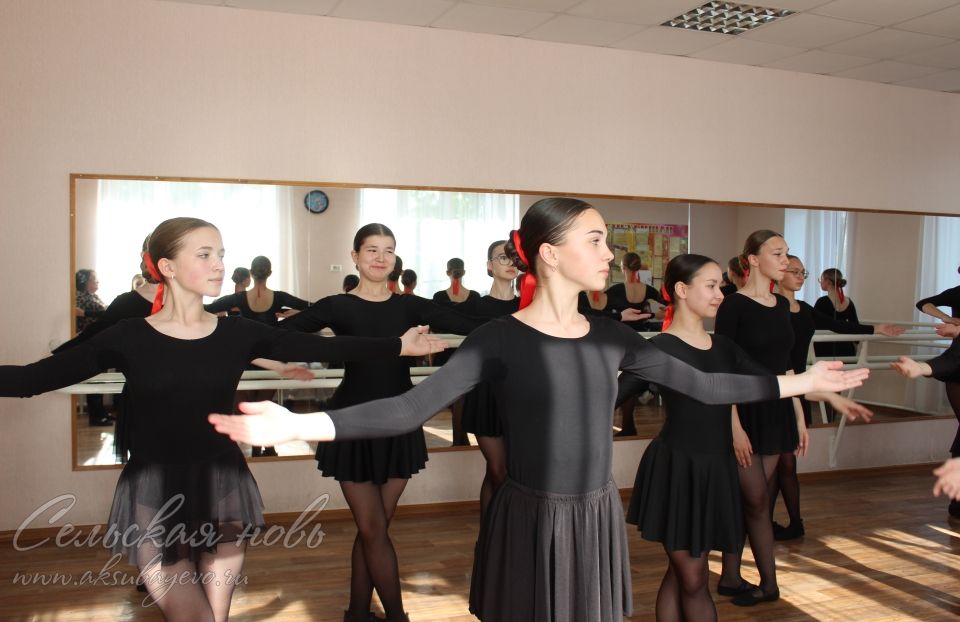 Аксубай сәнгать мәктәбендә чыгарылыш сыйныфларда имтиханнар бара