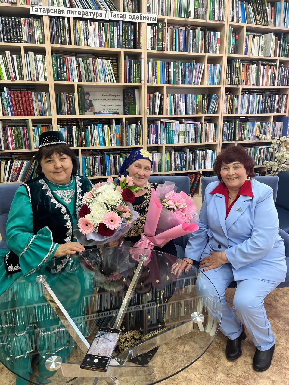 Авылда китапханәче булып эшләү җиңел түгел