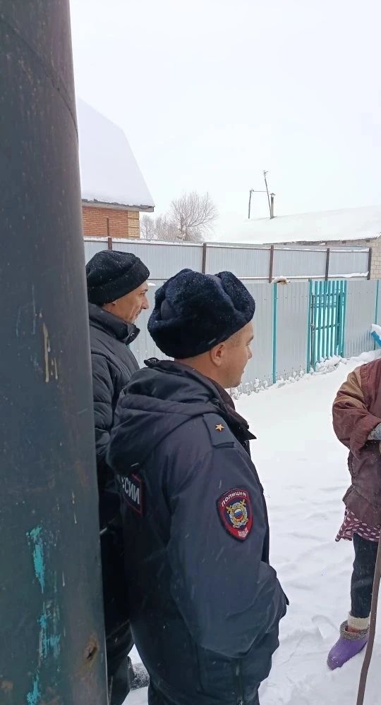 Аксубаевские «трудные» семьи посетили члены комиссии по делам несовершеннолетних