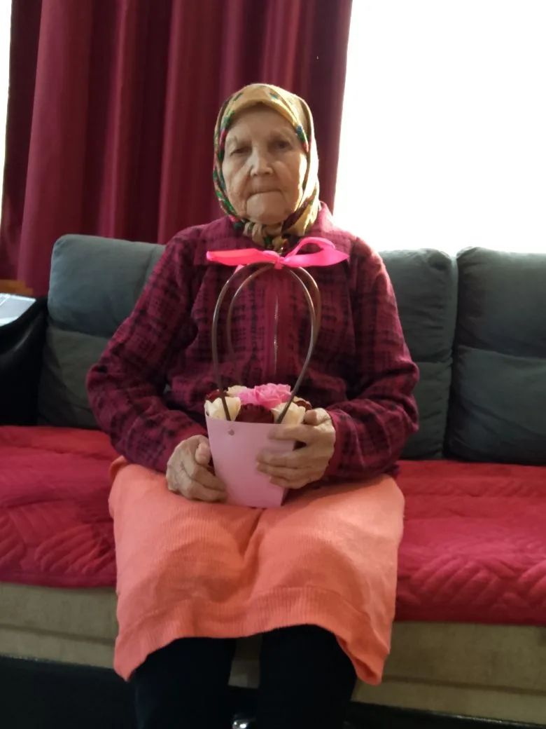 Аксубаевского ветерана поблагодарили за многолетний труд