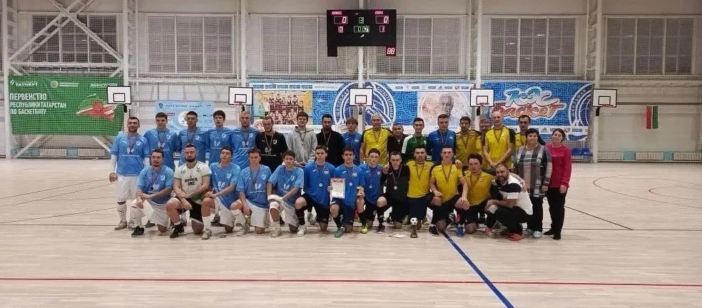 В память об аксубаевском спортсмене организовали футбольный турнир