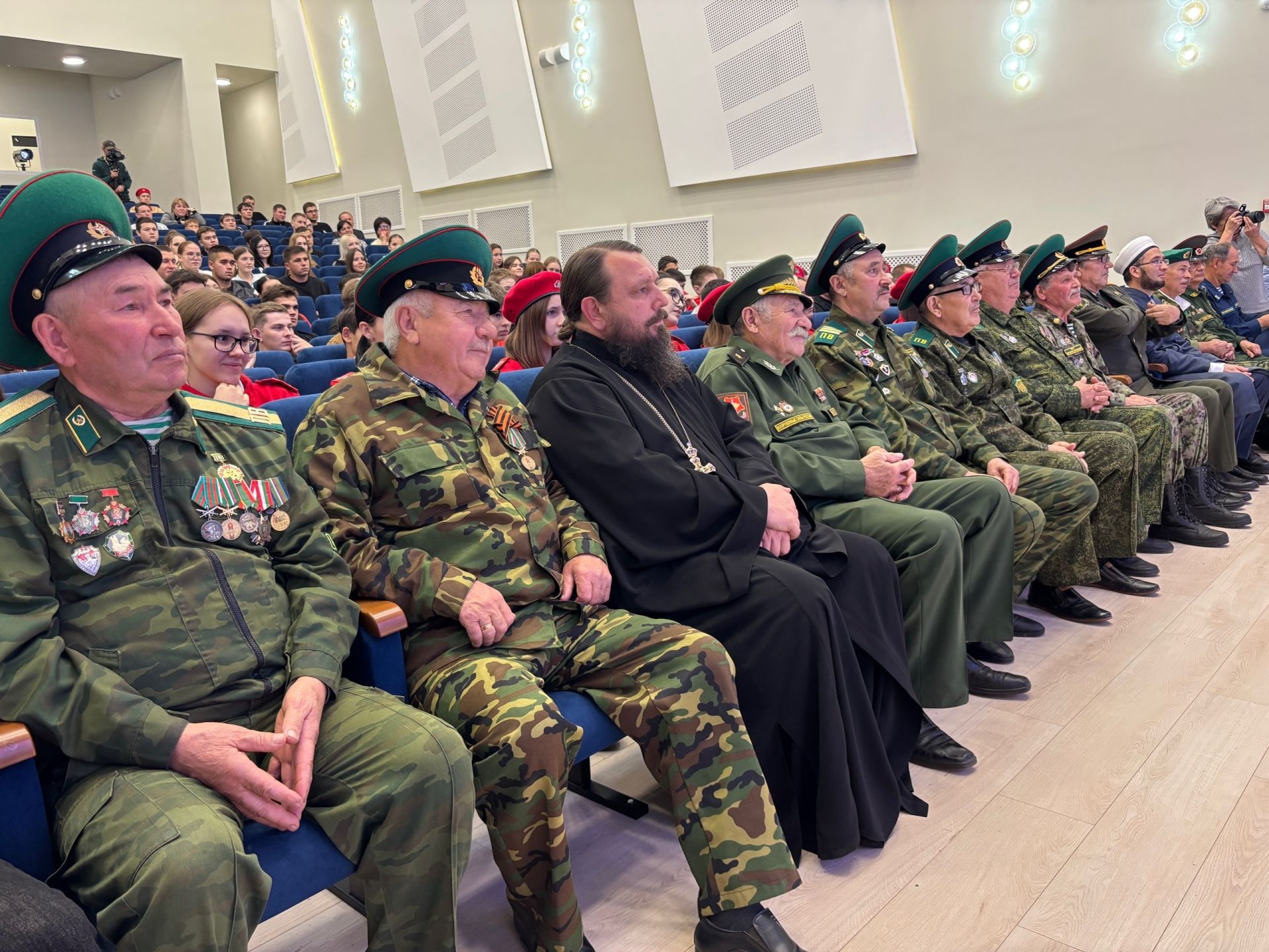 Аксубайда Хәрби хезмәткә чакырылучылар көне узды