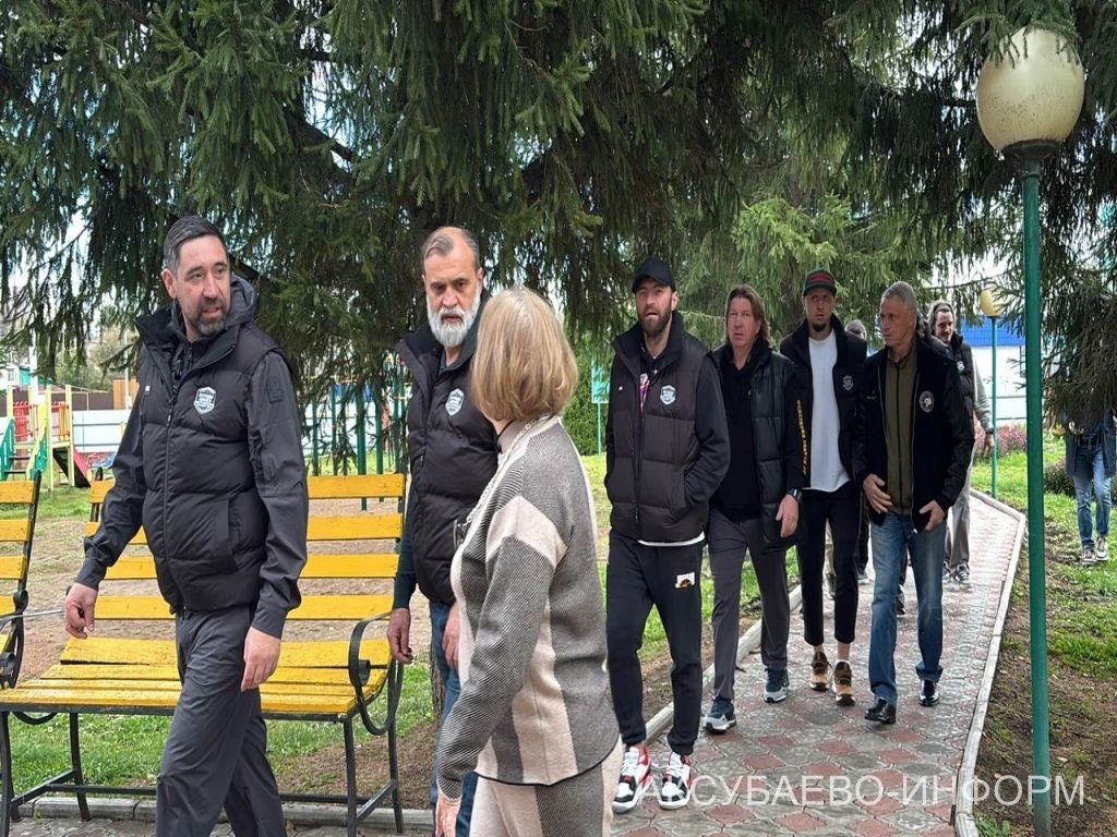 Аксубай бозында Татарстан хоккееның югары класслы вәкилләре уйнады