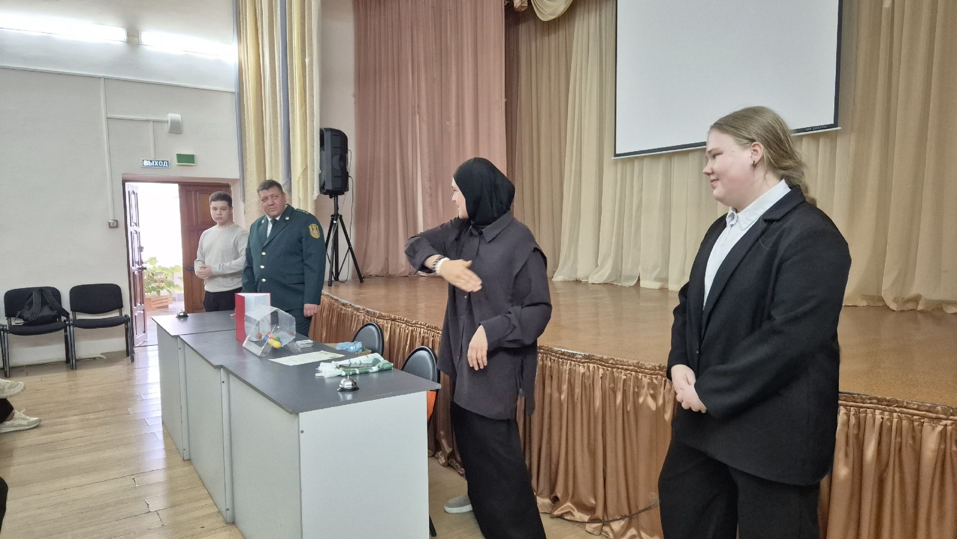 Школьникам Аксубаевского района рассказали о редких видах животных и растений