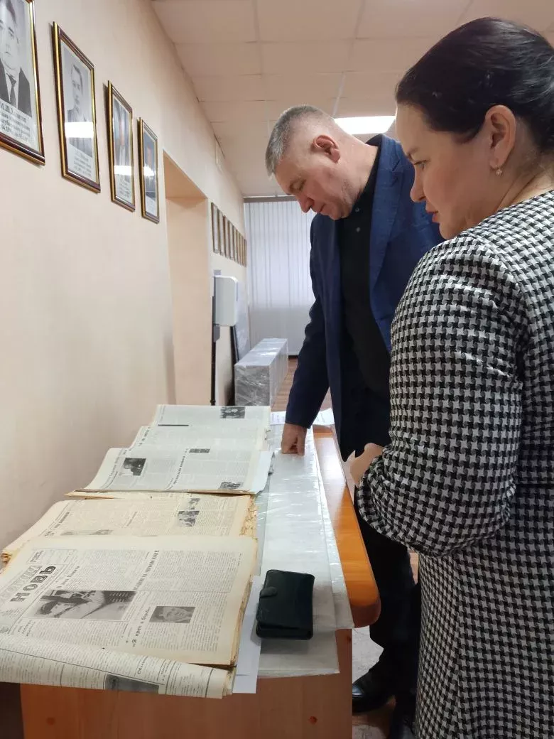 Аксубай районы Советында район газетасы номерларыннан күргәзмә Әфган сугышы геройларына багышланган иде