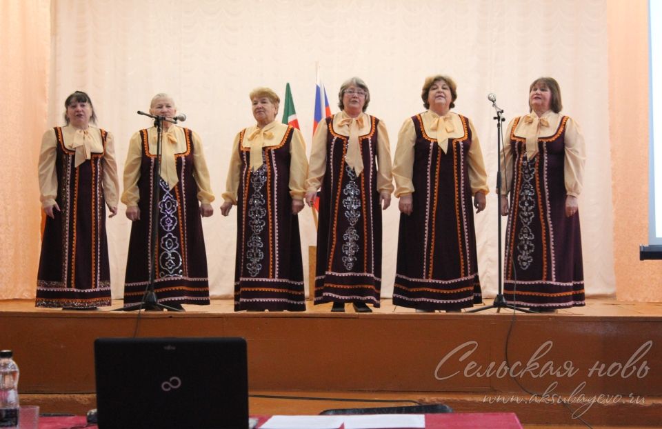 Кәкре Күлдә мәктәп төзекләндерелде, авыл халкының тормыш шартлары яхшыра бара