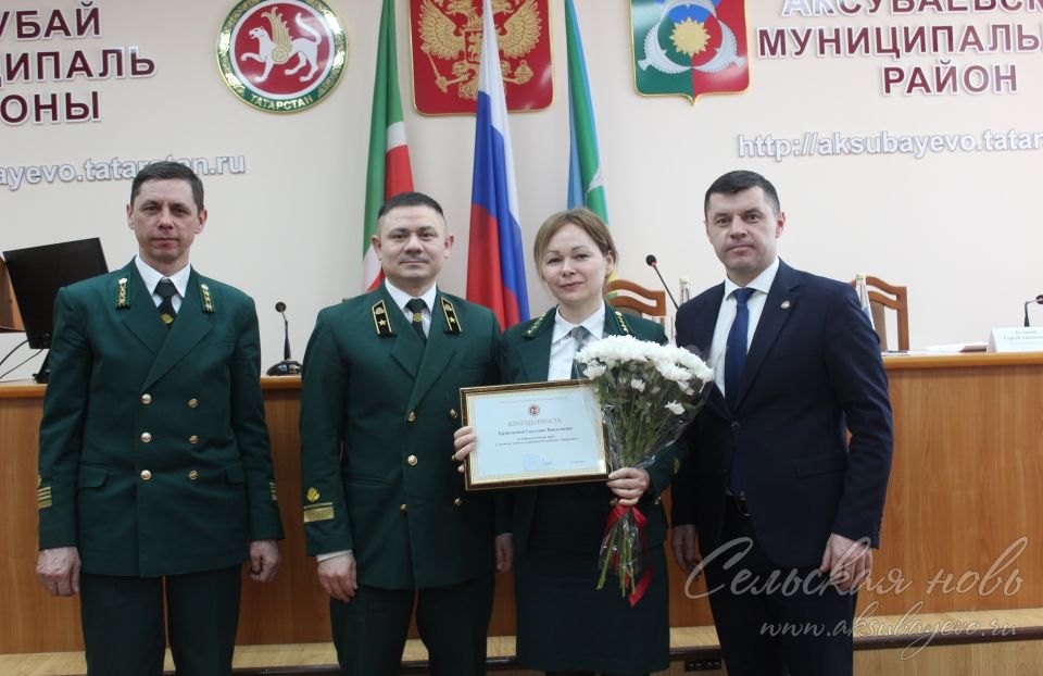 Урман хуҗалыгы системасында намуслы хезмәтләре өчен ТР