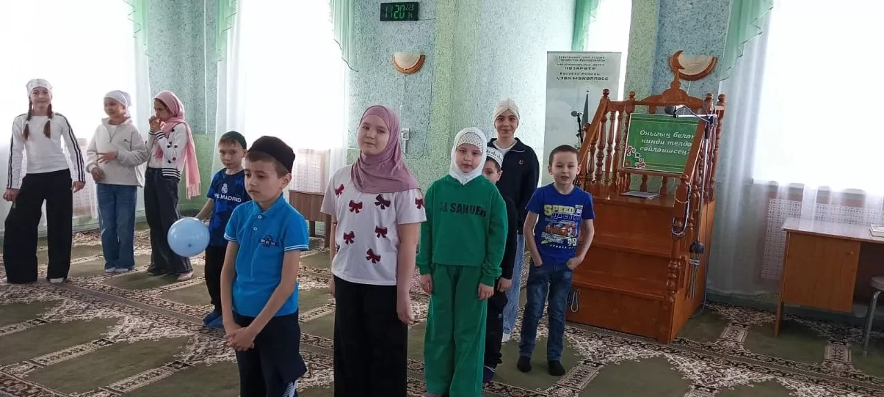 Аксубай мәчетендә балалар өчен бәйрәм оештырылды
