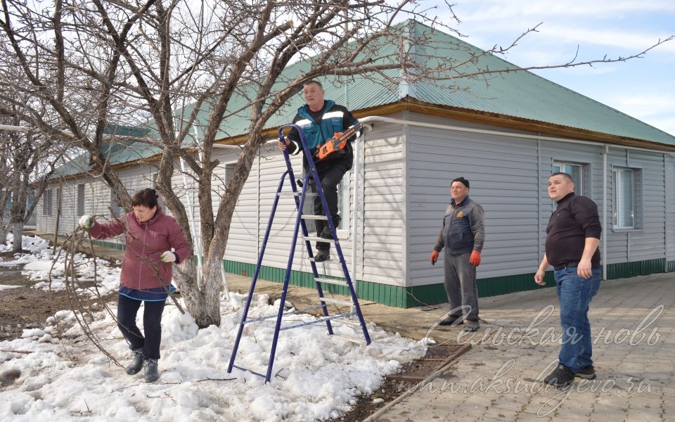Аксубайда апрельнең беренче көнендә үк чисталык өчен көрәш барды