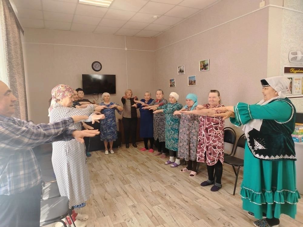 Аксубай «Нежность» үзәгендә «Сәламәт тәндә — сәламәт акыл» мәгълүмат көне узды