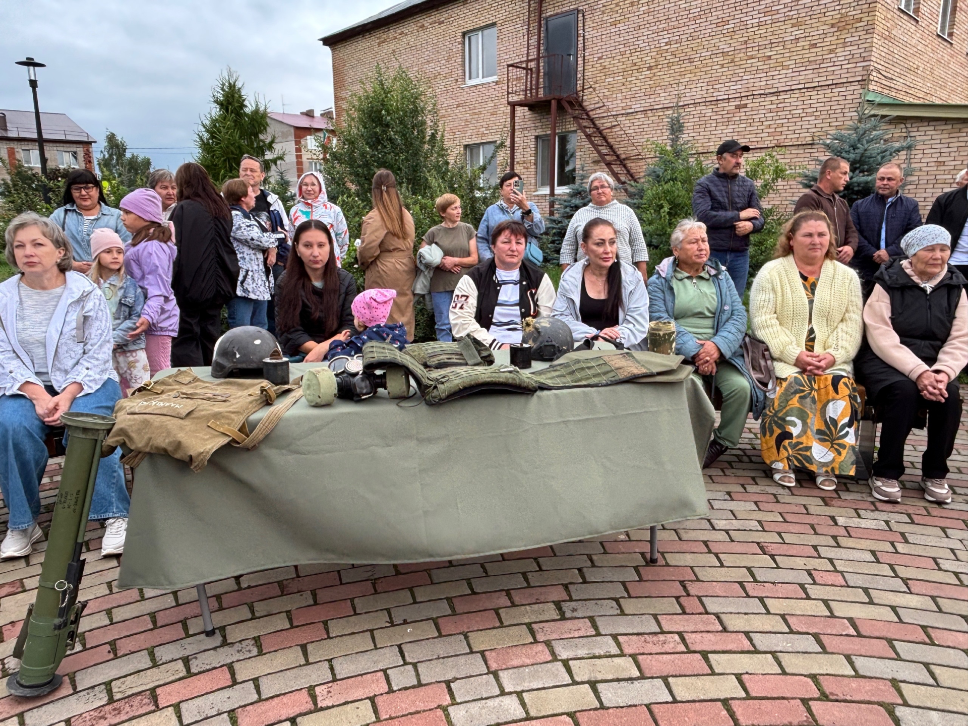 Аксубайда халык артистының лирик концерты патриотик яңгыраш алды