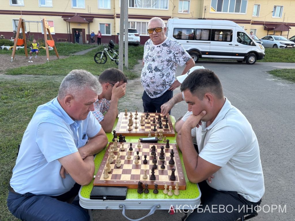Ишегалды тулысынча мәдәни мәйданчыкка әверелде