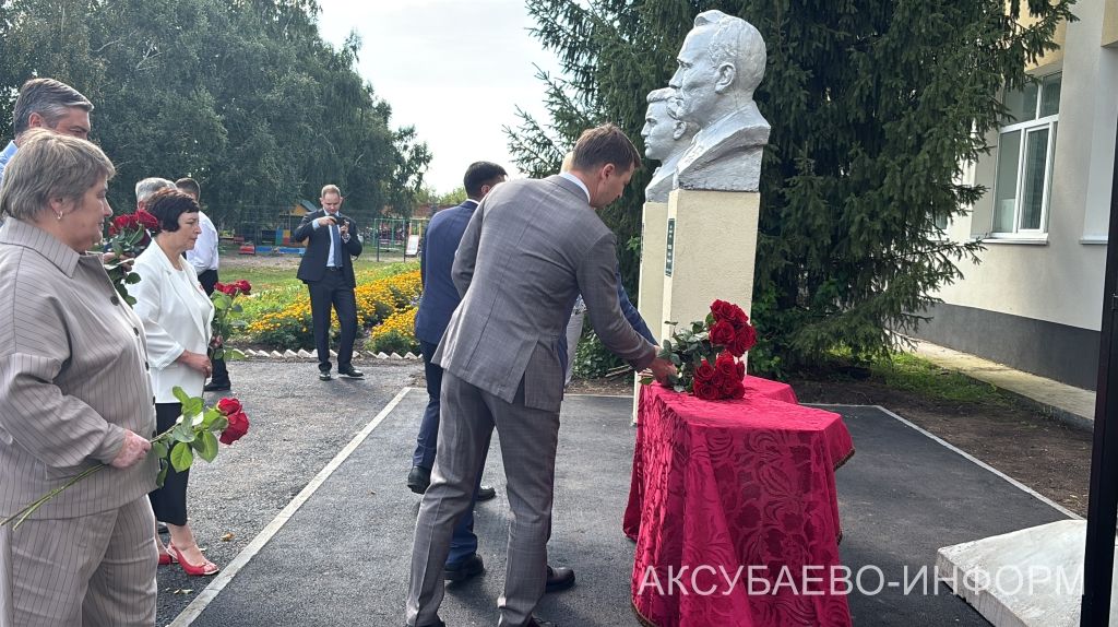 В Аксубаевском районе после капремонта распахнулись двери Кривоозерской школы