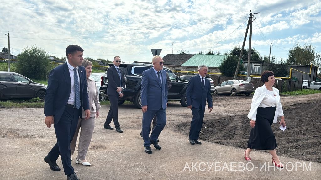 В Аксубаевском районе после капремонта распахнулись двери Кривоозерской школы