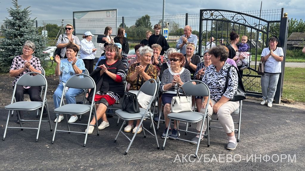В Аксубаевском районе после капремонта распахнулись двери Кривоозерской школы