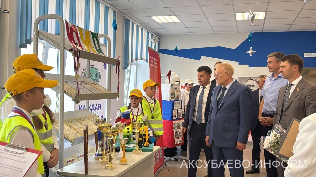 В Аксубаевском районе после капремонта распахнулись двери Кривоозерской школы