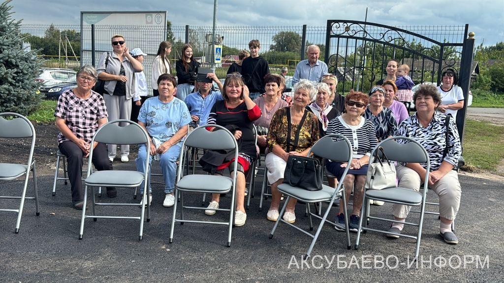 В Аксубаевском районе после капремонта распахнулись двери Кривоозерской школы
