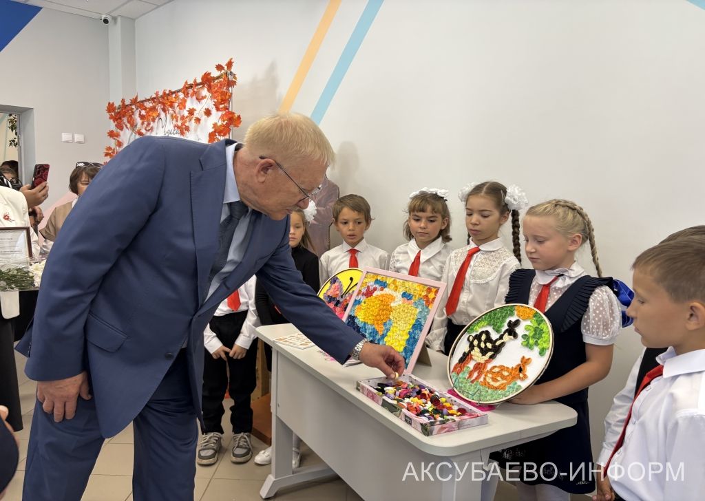 В Аксубаевском районе после капремонта распахнулись двери Кривоозерской школы