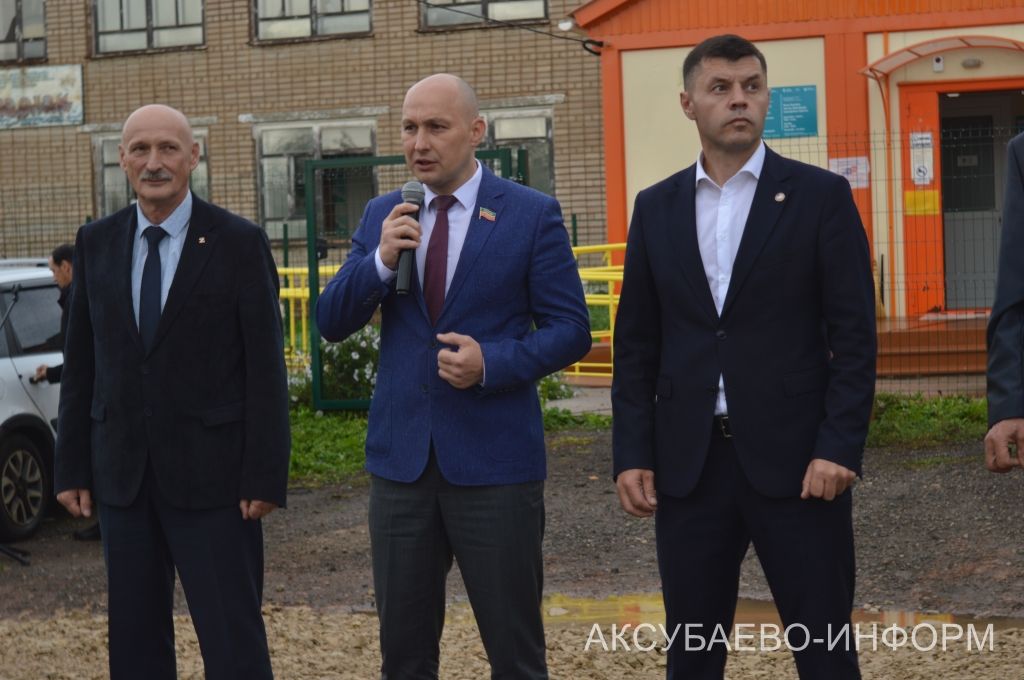 Яңа тормыш артериясе: Иске Кыязлы авылында заманча юл ачылды