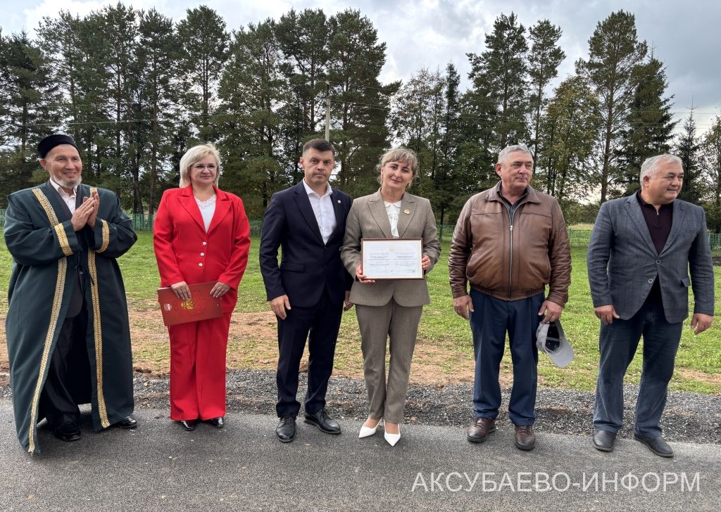 Татар Сөнчәлесендә асфальт юл ачылуны бәйрәм иттеләр