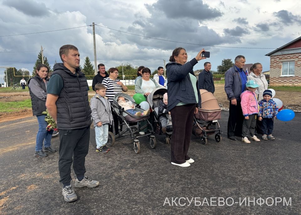 Аксубай районында якташның истәлеген авыл Дан мемориалында мәңгеләштерделәр
