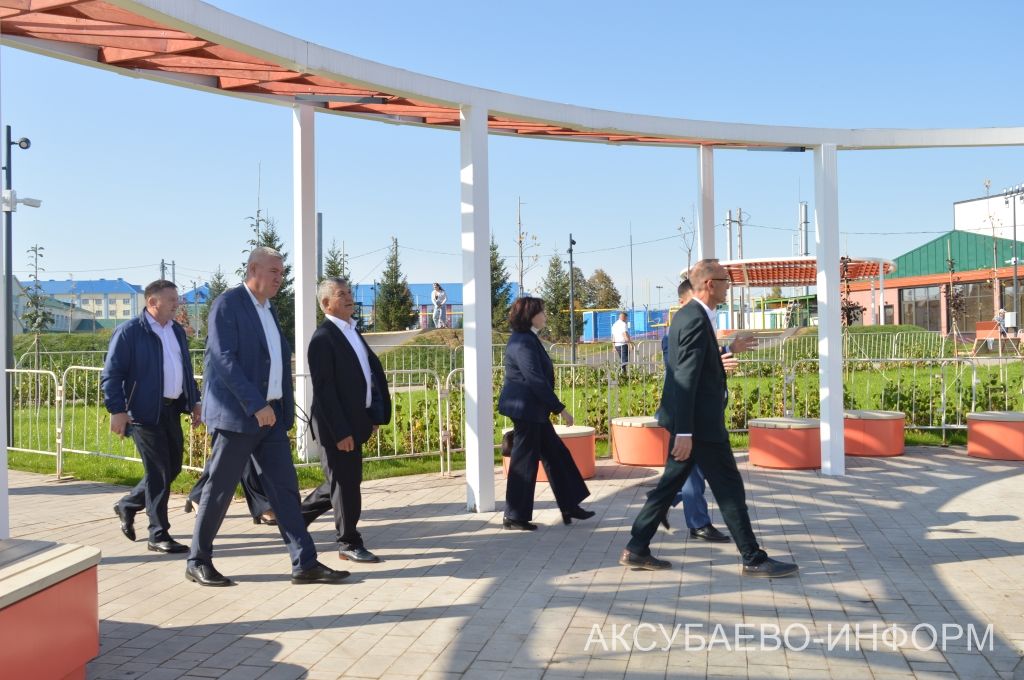 Аксубай үсешенә Ютазы делегациясе югары бәя бирде