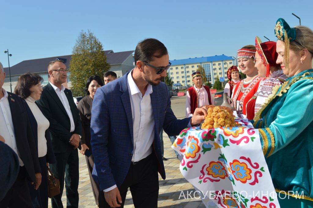 Аксубай үсешенә Ютазы делегациясе югары бәя бирде