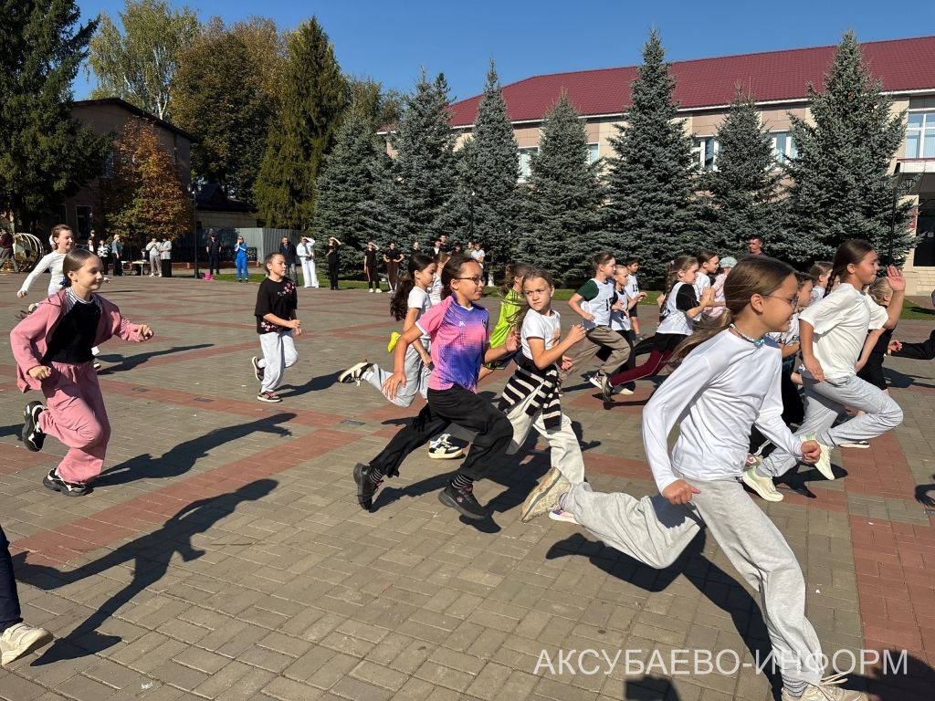 Аксубай районында «Милли кросс» йөгерүләрендә 1400 кеше старт алды