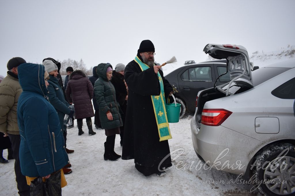 Освящение источника "Каменный овраг" в праздник Крещения Господня в Аксубаеве