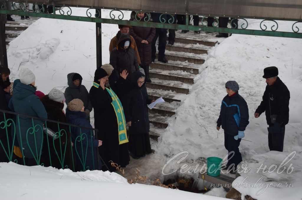 Освящение источника "Каменный овраг" в праздник Крещения Господня в Аксубаеве