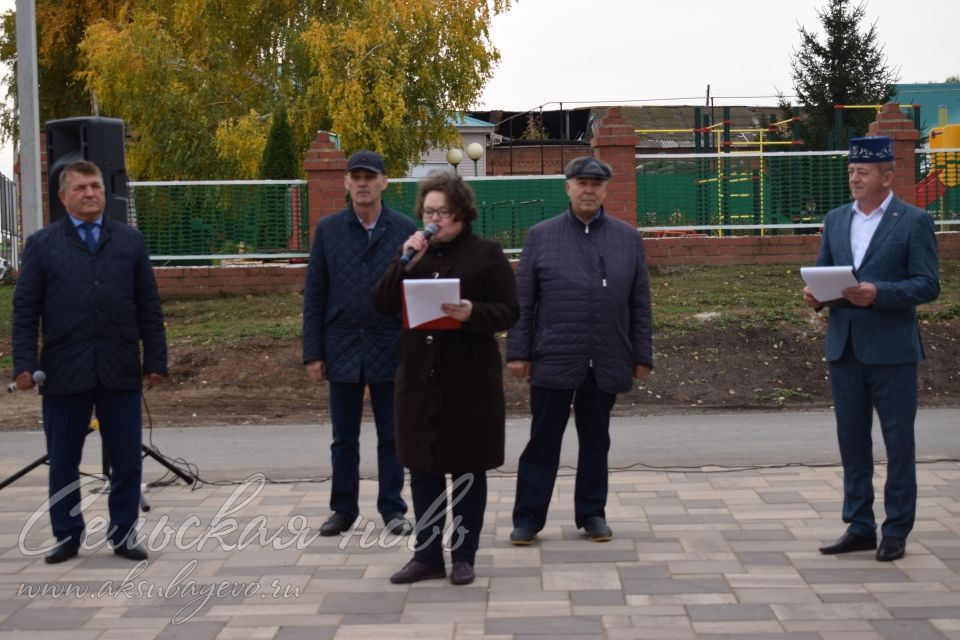 В Аксубаеве открыли набережную в центре поселка