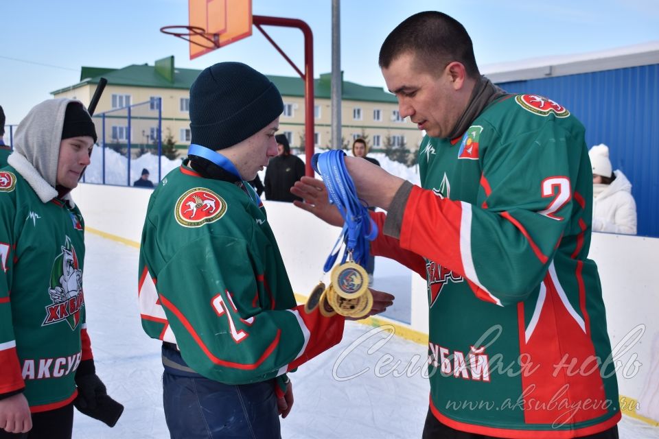 Аксубаевские хоккеисты выиграли Первенство РТ по хоккею среди мужских команд