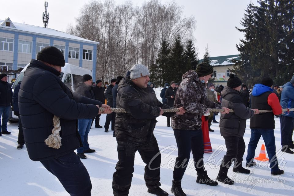 В Аксубаеве встретили Масленицу