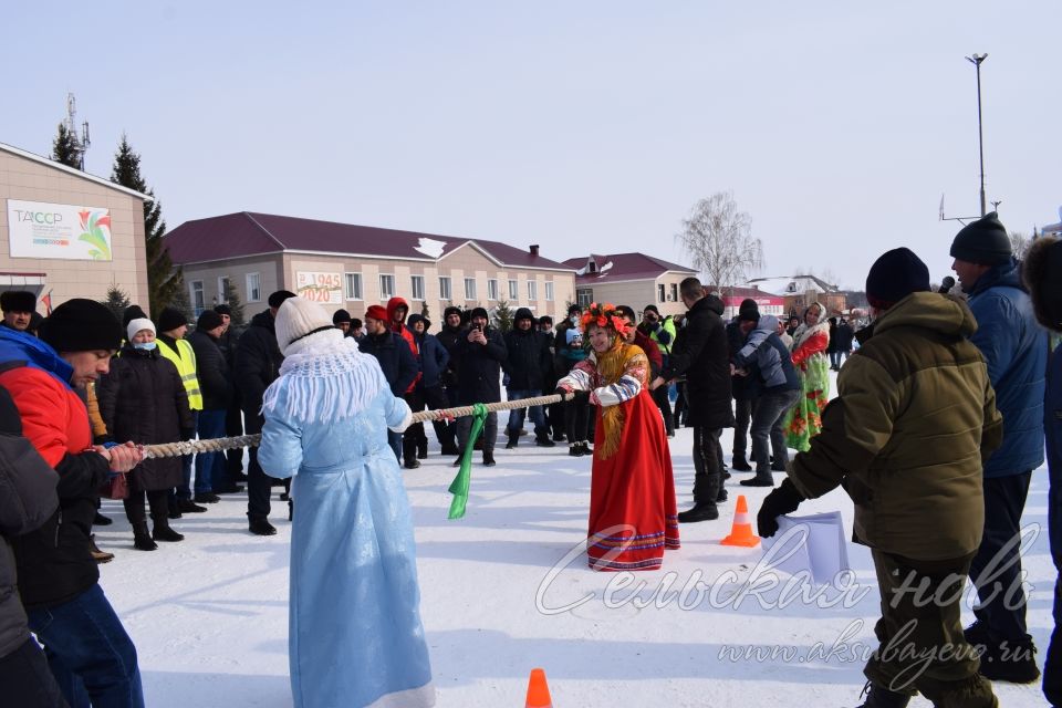 В Аксубаеве встретили Масленицу