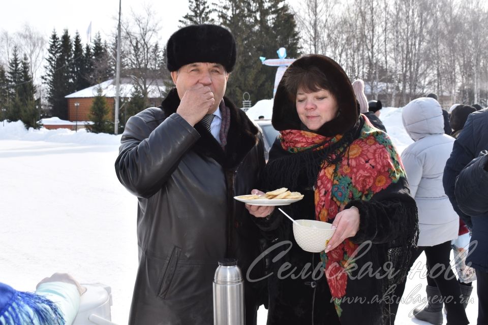 В Аксубаеве встретили Масленицу