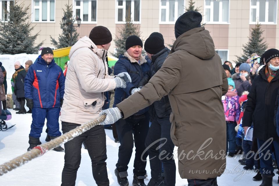 В Аксубаеве встретили Масленицу