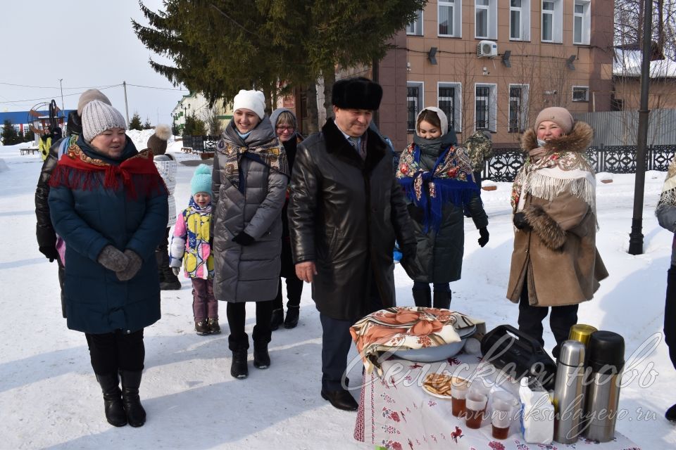 В Аксубаеве встретили Масленицу